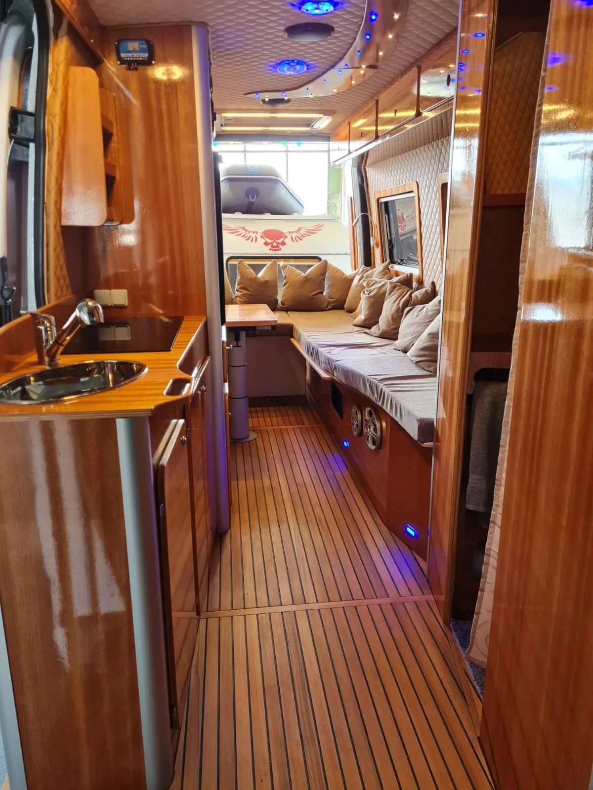 vw t6.1 camper Volkswagen Transporter T6.1 with Vangear camper conversion – Vangear UK